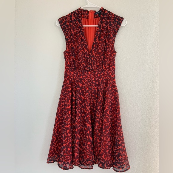 French Connection Feline Wonder Wild Cat Chiffon V-Neck Sleeveless Fit & Flare - Picture 5 of 11